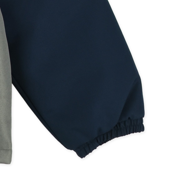 配色切り替えスキーウェア