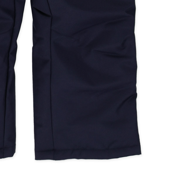 ツリー柄スキーウェア