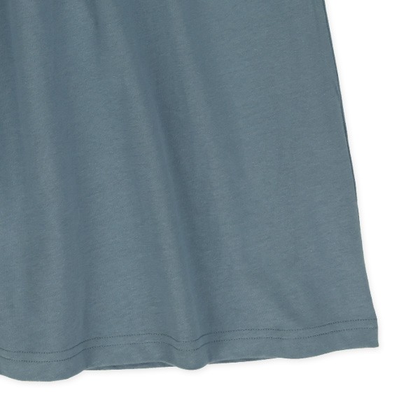 肩開きワンピース