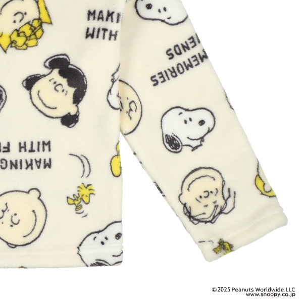 マイクロフリース長袖パジャマ（スヌーピー総柄）