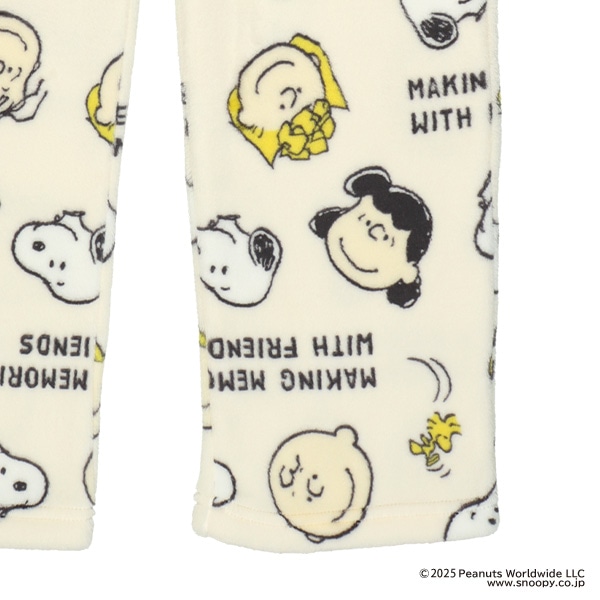 マイクロフリース長袖パジャマ（スヌーピー総柄）