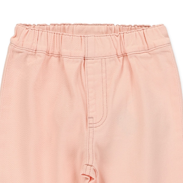 裾タック入りカラーデニムパンツ