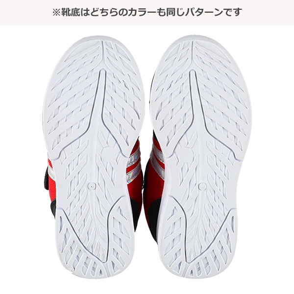 サイドラインシューズ