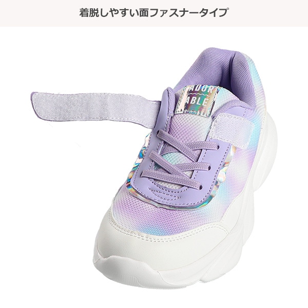 厚底風スニーカー
