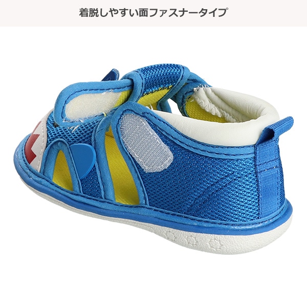 笛入りベビーサンダル（サメ・ペンギン）