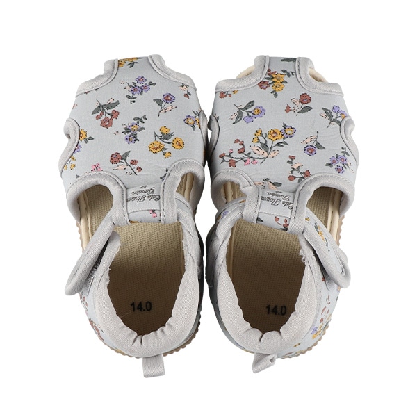 笛入りベビーサンダル（花柄）