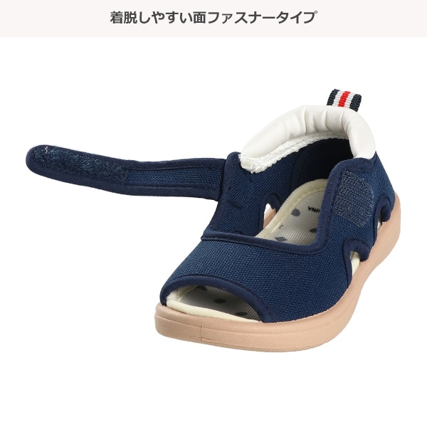 ベビーサンダル（ロゴモチーフ）