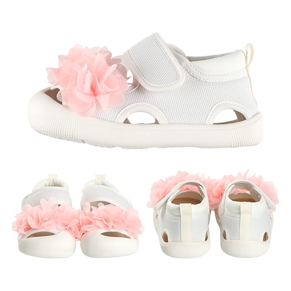 ベビーサンダル（花モチーフ）