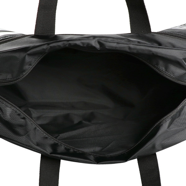 UMBRO）ボストン型ビーチバッグ