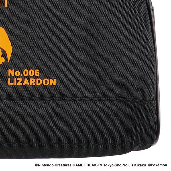 ショルダー付きボストン型ビーチバッグ（リザードン）