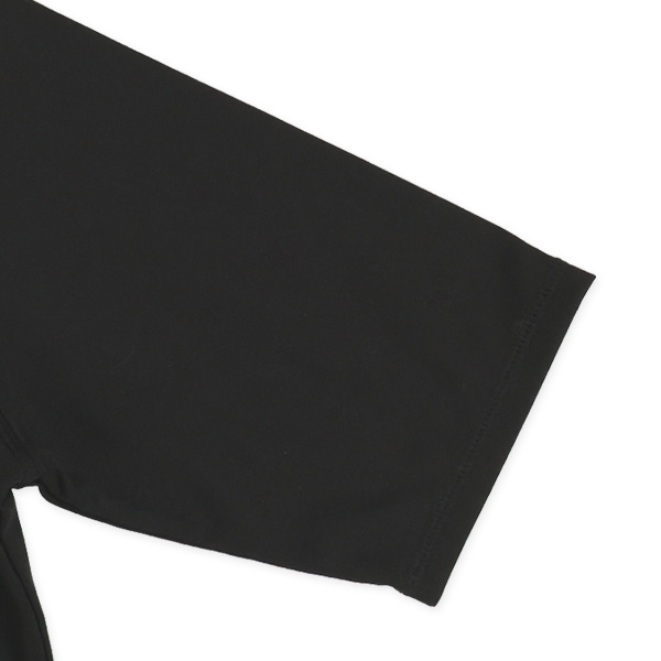 胸ロゴワンポイント半袖ラッシュガード