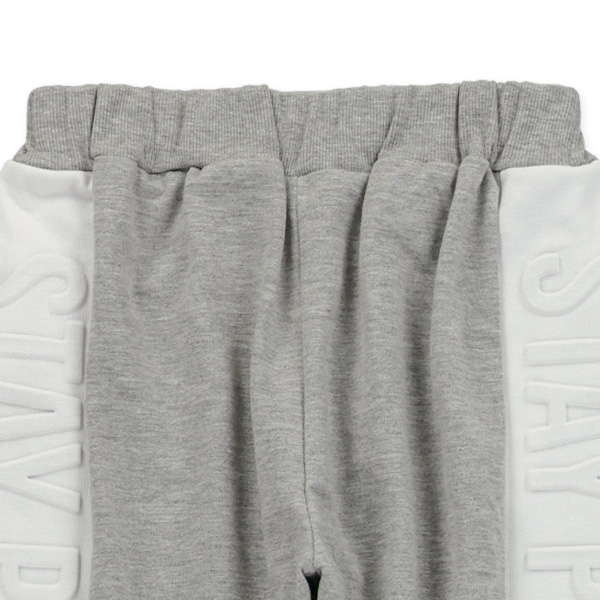 ミニ裏毛エンボス加工切り替えパンツ