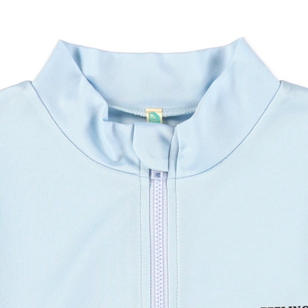 袖胸ロゴラッシュガード