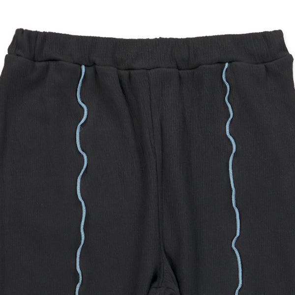 メロウストレッチクレープフレアパンツ