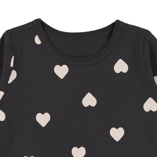 腹巻付き長袖パジャマ（ハート・モノトーン）