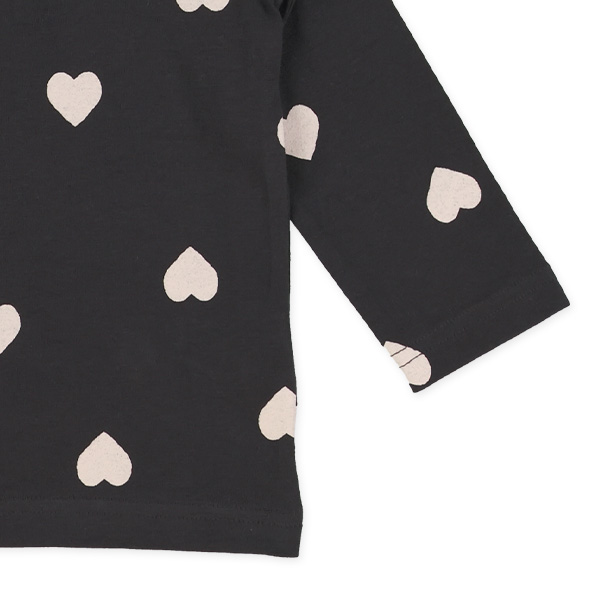 腹巻付き長袖パジャマ（ハート・モノトーン）