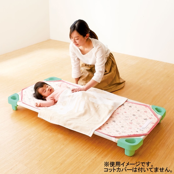 昼寝 コット お バスタオルを再利用｜保育園で使うお昼寝用コットシーツをお家で手作りしました。