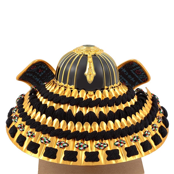 五月人形 兜飾り武将シリーズ 金唐草 5号 伊達政宗 正絹縅 細密金具 本金鍍金 彫金細工 名前・生年月日入れふくさ付